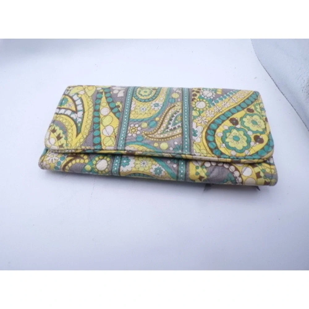 Vera Bradley Wallet Paisley Floral Yellow Blue Gray Zip Around Clutch Organizer - Picture 2 of 3